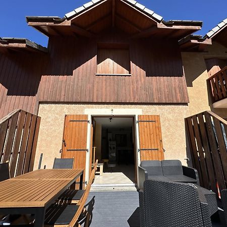 T3 Au Plan D'Eau D'Embrun Avec Garage Et Terrasseアパートメント エクステリア 写真